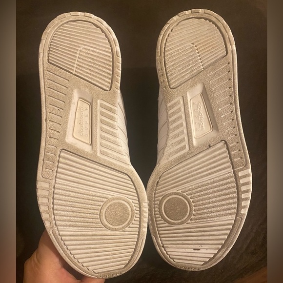 Adidas  cloud foam comfort shoes - Picture 6 of 6